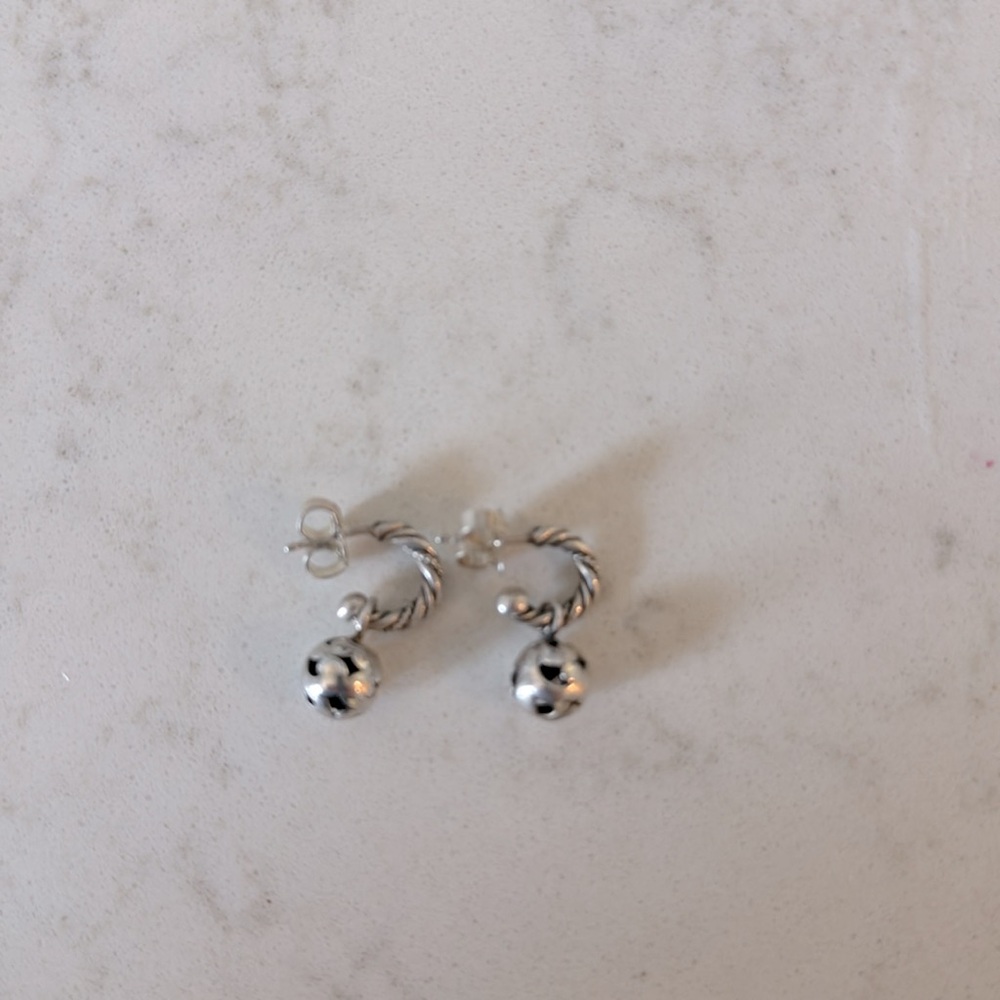 Lois Hill Elegant Silver Hoop Earrings.  Beautiful 925 sterling.